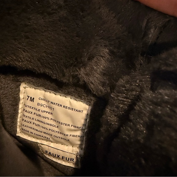 JBU - Women's Chilly Water Resistant Winter Duck Boot - Picture 4 of 5